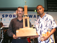 Delana, Liku scoop sports awards