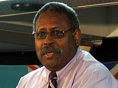 Vacate Land Or Else: Mayor