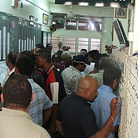 100,000 Plus Crowd Ready For Melbourne Cup