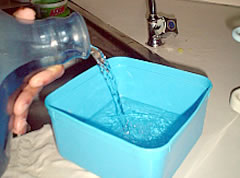 Hundreds still without water in west