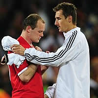 Germany on course for 4th title