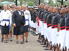 PM warns police recruits