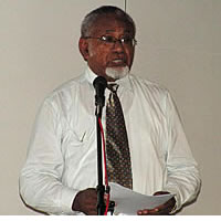 Bainimarama/Qarase Must Sort Themselves Out