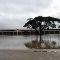 1094 sleep in Evac Centres