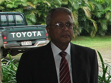 Comply with the law-Chaudhry