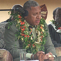 More indigenous fijians below poverty line