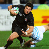 Late heroics save England from upset