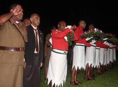 Early morning service held to remember fallen soldiers