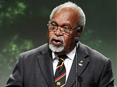 Somare back as PNG PM