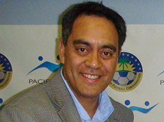 Nicholas pleads guilty to contempt of court charge