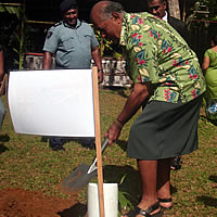 Govt ministers join tree planting campaign