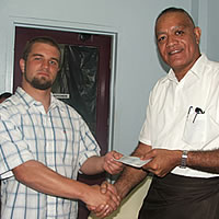 Gibson Donates $50,000 to Kidney Foundation