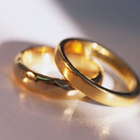 Mixed reactions on new marriage age