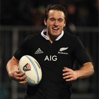 Ben Smith named at centre