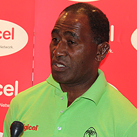 Questions raised over Fiji 7s coach selection