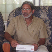 Companies donate cash for needy children