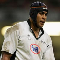 Sisa Signs New Contract