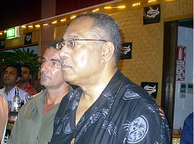 ATH/Interim govt sign an agreement