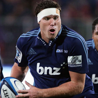 Retallick out with serious knee injury