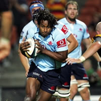 Waratahs maintain undefeated start