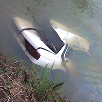Efforts underway to recover vehicle from river in Ba