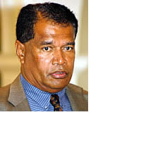 Unions Should be Content With Govt Offer - Bune