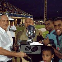 Lelean celebrates Deans victory