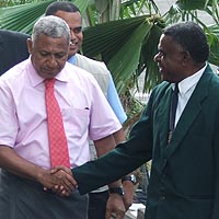 PM urges Church Executives to improve relations with Govt