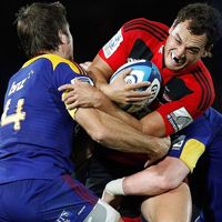 Highlanders stun Crusaders with superior defense