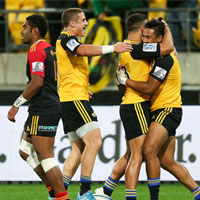 Hurricanes thrash Chiefs