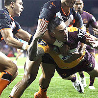 Broncos edges West Tigers