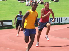 SGS, ACS lead after Day 1