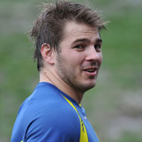 Toulen signs Drew Mitchell