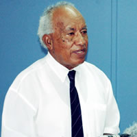 Sugar Industry Not Deterred by Threats