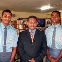 Education minister applauds honesty of brothers