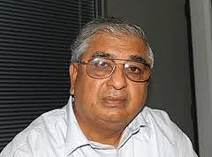 Sabha to continue to ban 4 people from entering temple