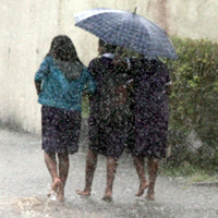 Heavy rain warning remains in force