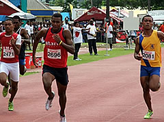 Four way battle for blue ribbon