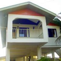 Real estate agents should be registered