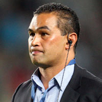 Lam makes 8 changes for Chiefs clash